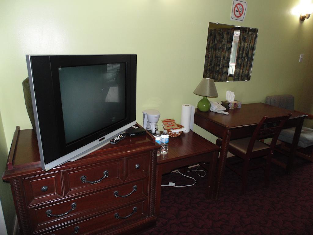 ميناء كولبورن Capri Motel الغرفة الصورة